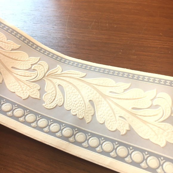 Graham & Brown Super Fresco 3 D Border Wallpaper Laurel Leaf NWT - Picture 5 of 9